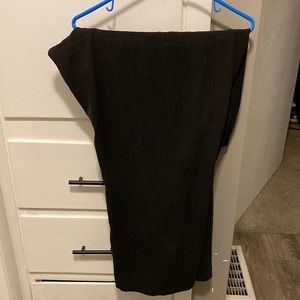Women’s Size 24W Dress barn Bkack dress pants.